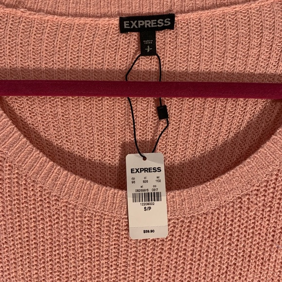 Pink bell sleeve sweater - Picture 3 of 3